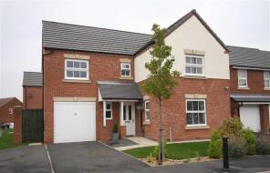 8, Parish Gardens, Leyland PR25 3UF