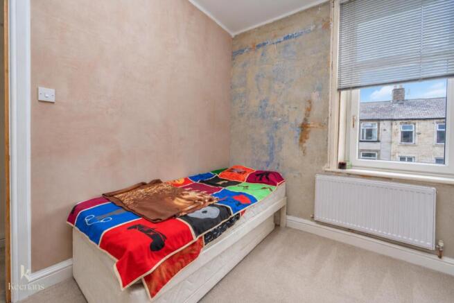 2 bed House for sale Image 12