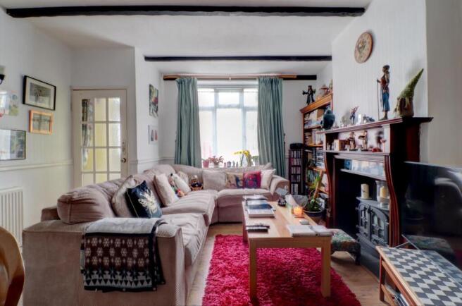 Lounge ii.jpg