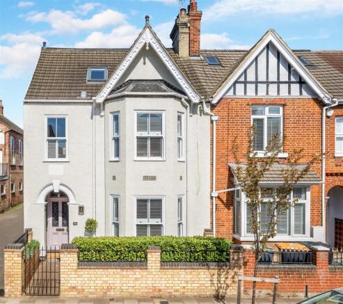 5-bed semi-detached on 46, Castle Road, Bedford, £700,000