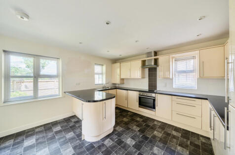Bearberry Meadow, Midsomer Norton, Radstock, BA3