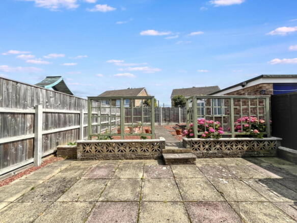 2 bed Semi-Detached Bungalow for sale Image 7