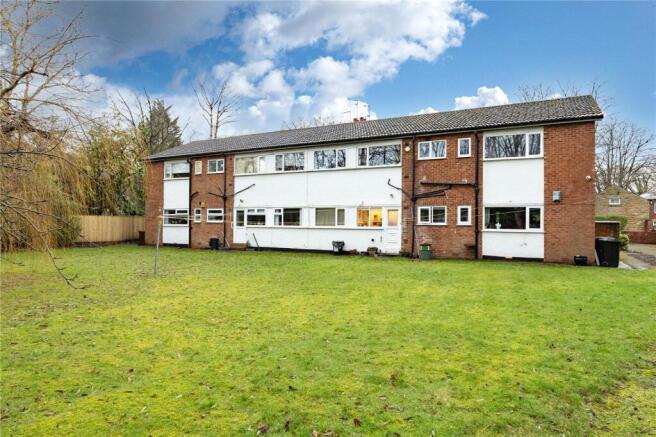3 bed Apartment for sale Image 12