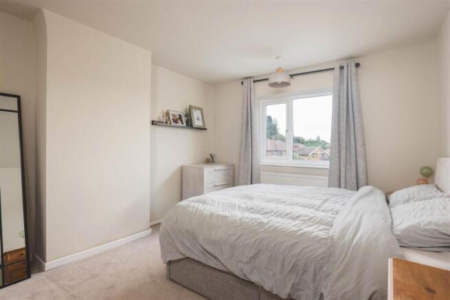 3 bed Semi-Detached for sale Image 9