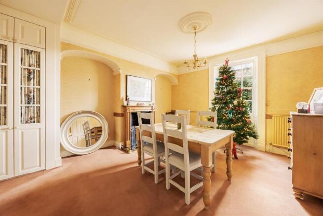 32 The Green, Hurworth on Tees, Darlington DL2 2AA