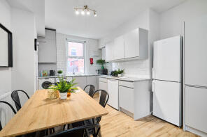 1, Mayville Place, Hyde Park, Leeds LS6 1NE