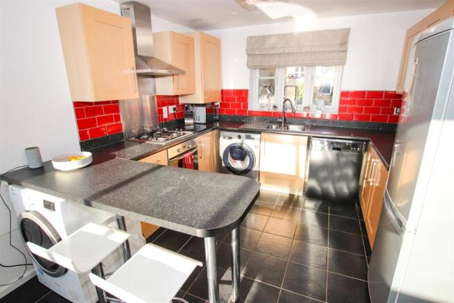 FITTED KITCHEN / DINING ROOM