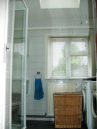 shower room/utility