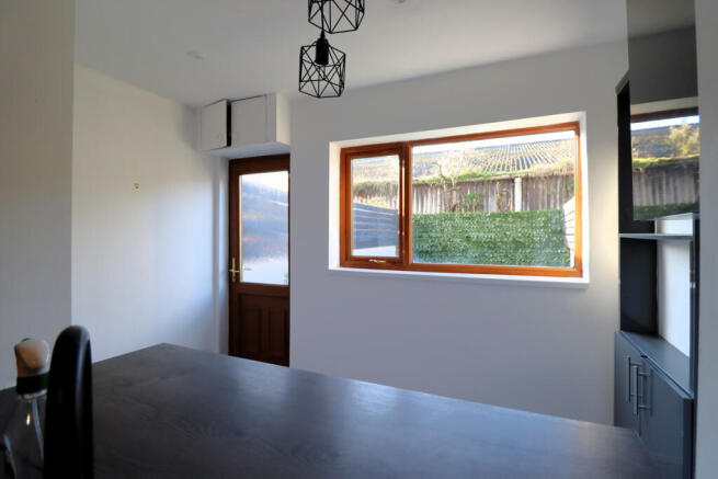 4 bed Terraced for sale Image 6