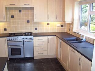 Kitchen/Brkfast Room
