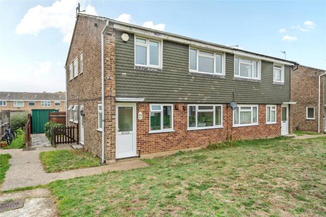 2-bed flat on Wellbrook Road, Orpington, £299,000