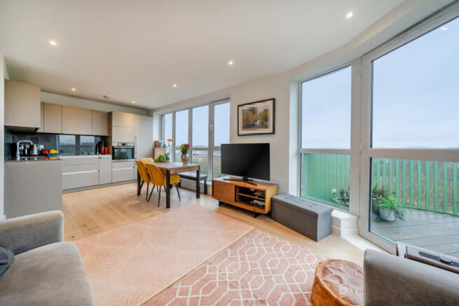 1401133-12-697891...