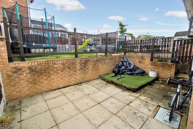 3 bed Semi-Detached for sale Image 10