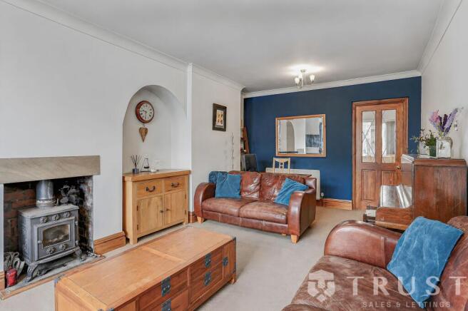 4 bed Semi-Detached for sale Image 9