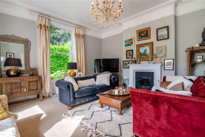7 bed Detached for sale Image 12