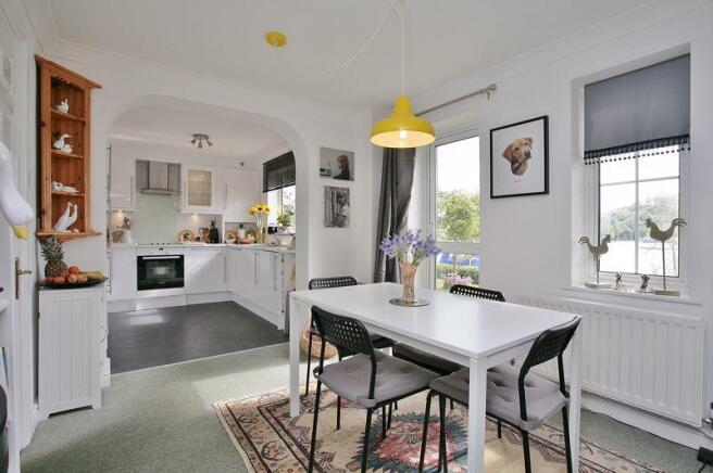 Dining Room / ...