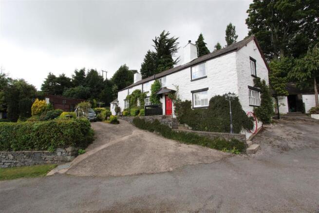 Nant Uchaf.jpg