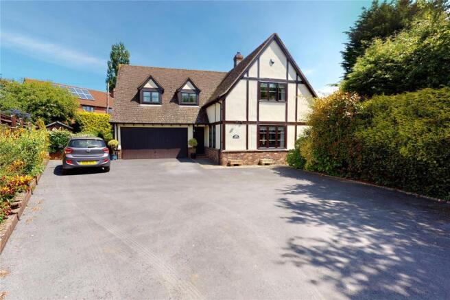 Front/Driveway