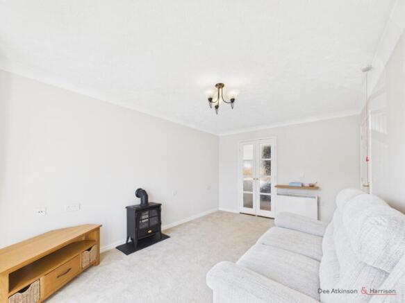 1 bed Sheltered Housing for sale Image 7