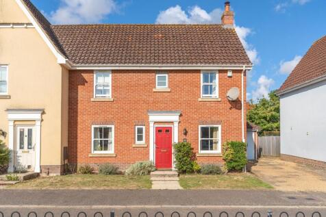 Whitebeam Crescent, Watton