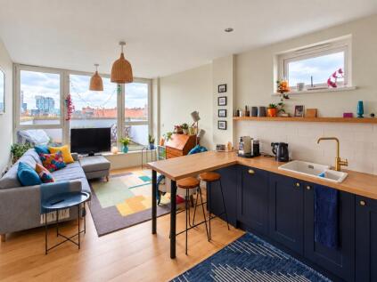 Osiers Road,
Wandsworth, SW18