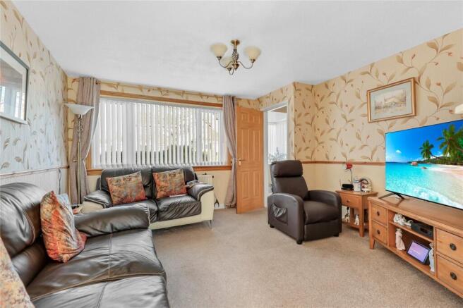 3 bed Semi-Detached for sale Image 7