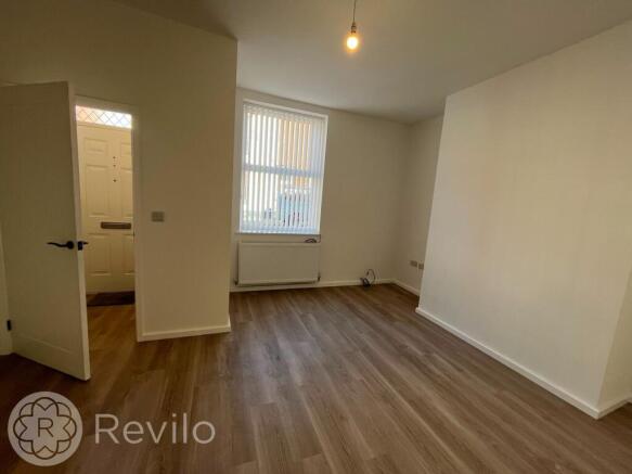 3 bed Terraced to rent Image 4
