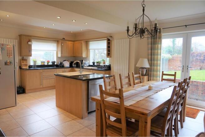Kitchen / Diner