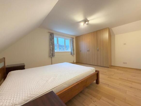 22 Northfield - Bedroom 2.jpeg