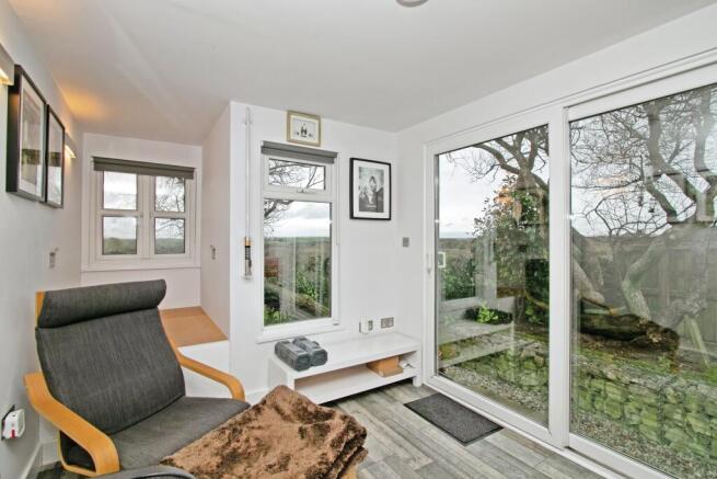 Summer House/ Office