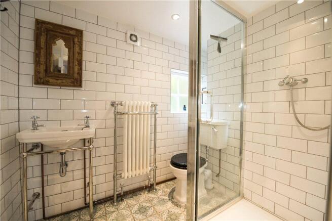 Ground Floor Shower