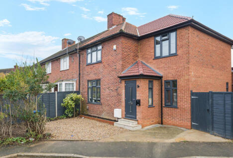 Neath Gardens, Morden, SM4