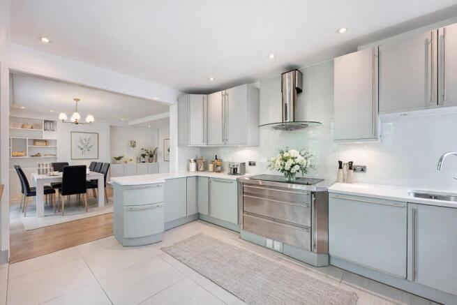 NEW KITCH 2 WITH VIRTUAL STAGING.jpg
