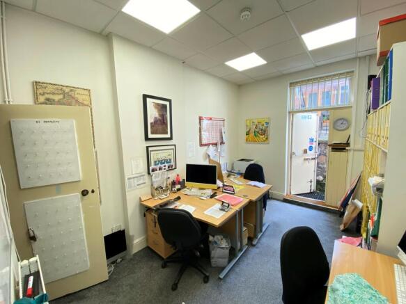 Back Office T202305311101.jpg