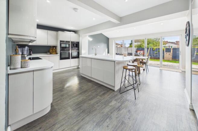 Kitchen/Dining Room