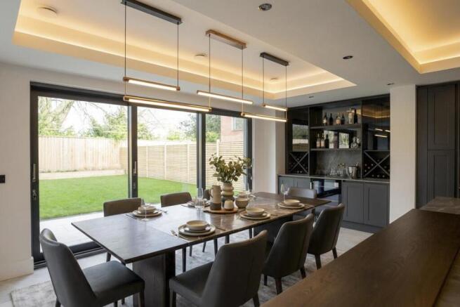4 bed Detached for sale Image 5