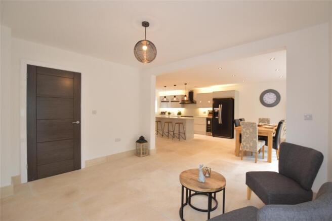Kitchen/Dining/Famil
