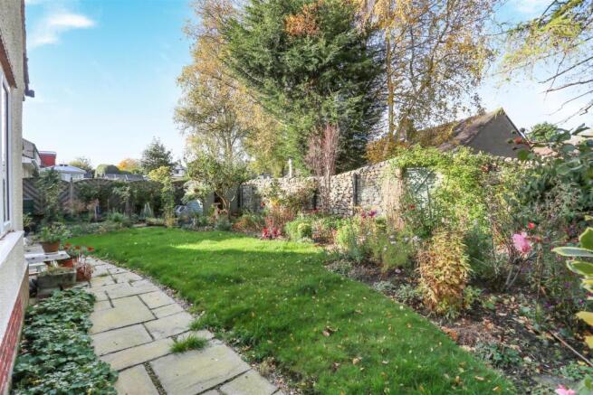 Garden2.jpg