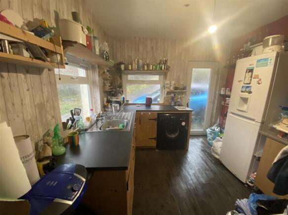 ANOTHER ROOM ASPECT