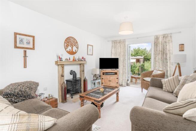 40 Cotefield Drive, Bodicote-10.jpg