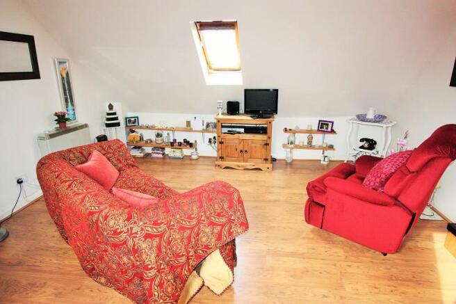 Master Suite with ensuite & dressing room