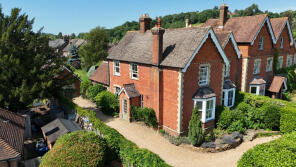 The Limes, Station Road, Bramley, Guildford GU5 0AY