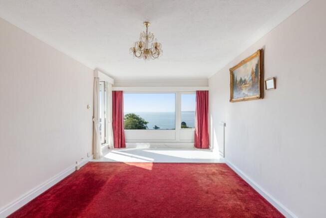 6 - Flat 10 Rozel