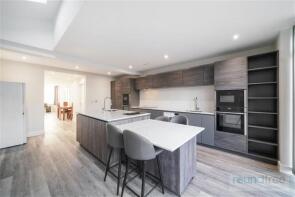 2a, Southfields, Hendon, London NW4 4ND