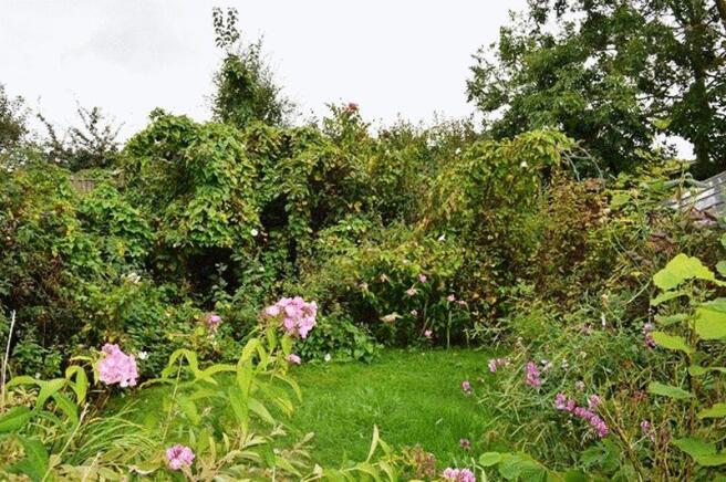 ADDITIONAL GARDEN
