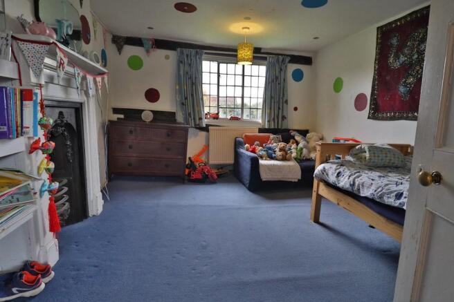 Photo 16