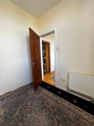 2 bed Flat to rent Image 7
