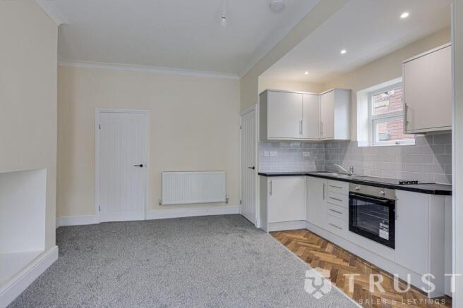 2 bed Terraced for sale Image 4