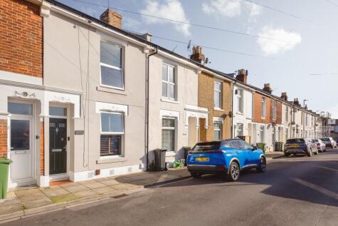 Collis Road, Portsmouth, PO3