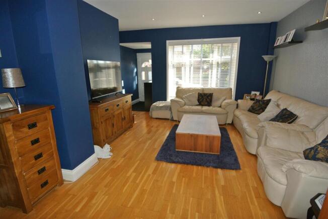 Living Room 2.JPG